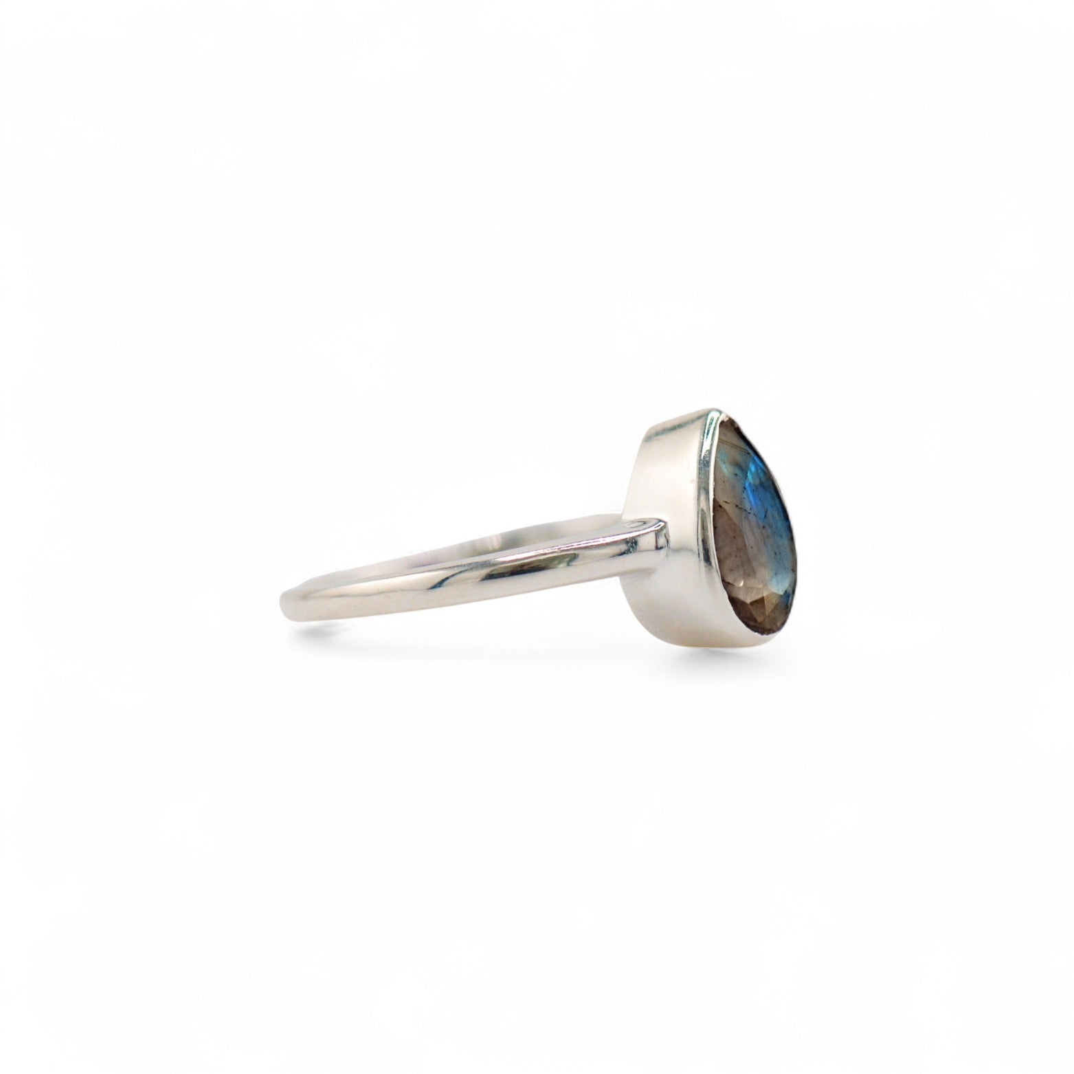 Labradorite venus teardrop ring