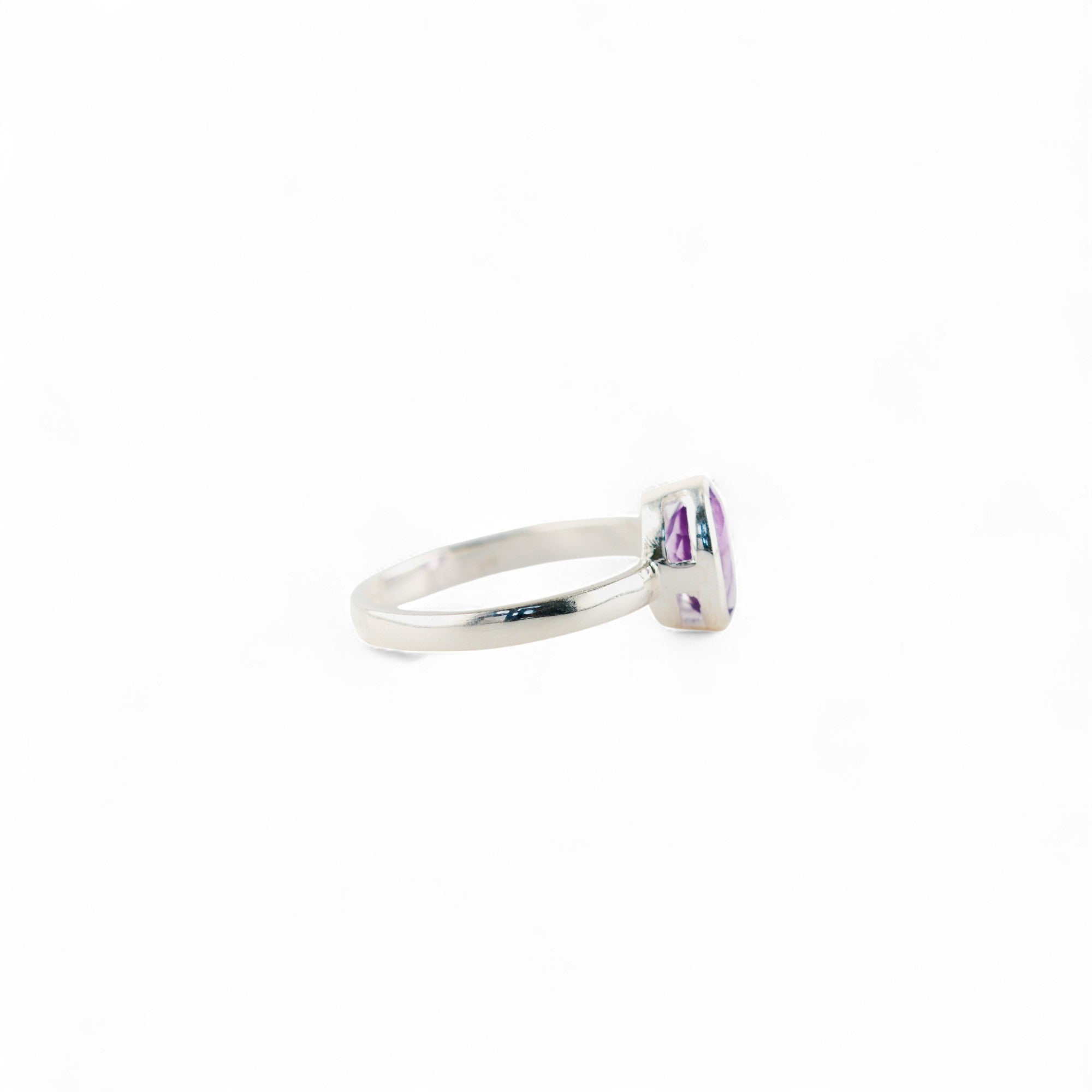 Amethyst charm ring