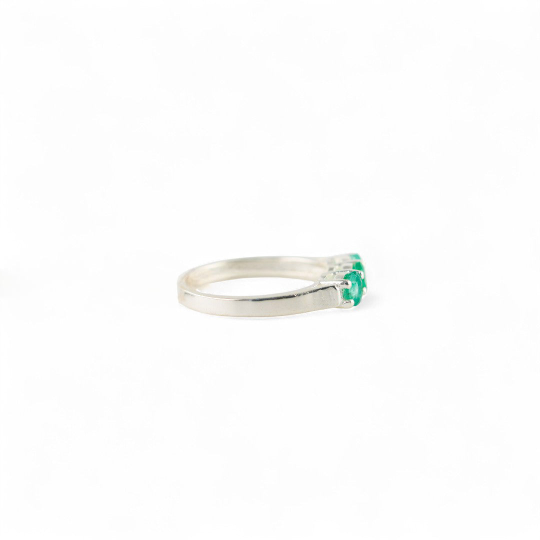 Emerald trinity ring