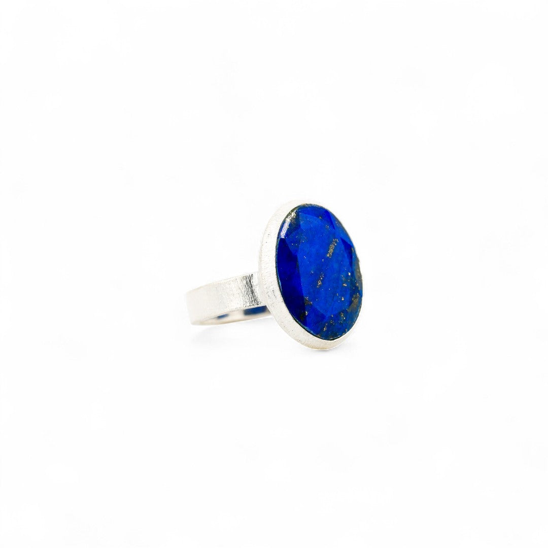 Eve lapis lazuli ring