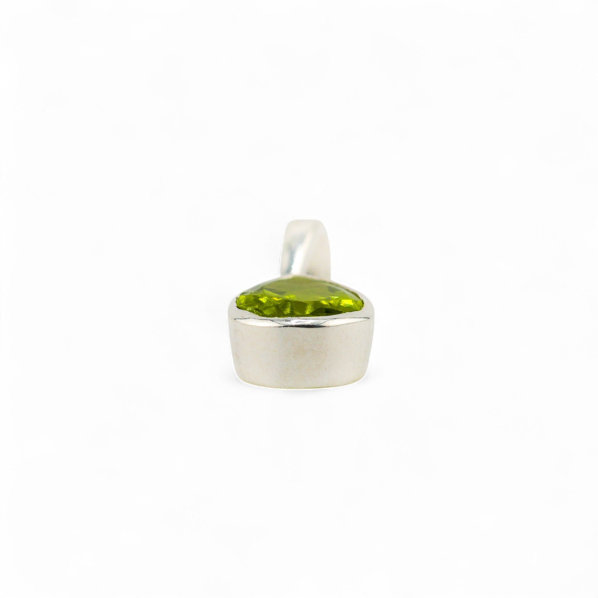 Venus peridot pendant