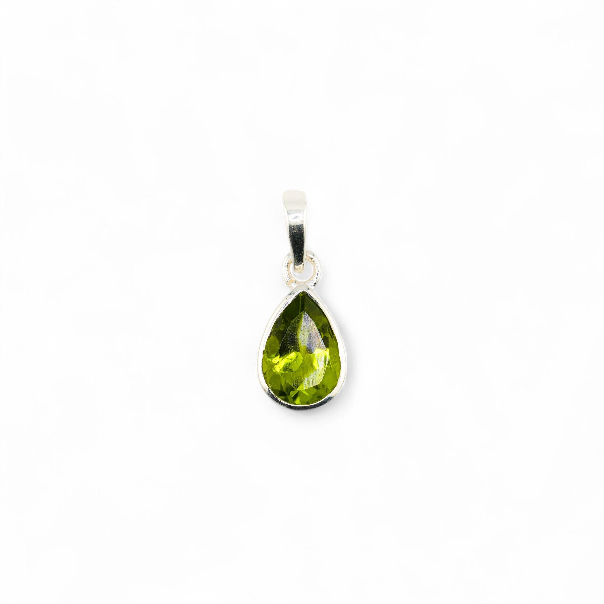 Venus peridot pendant