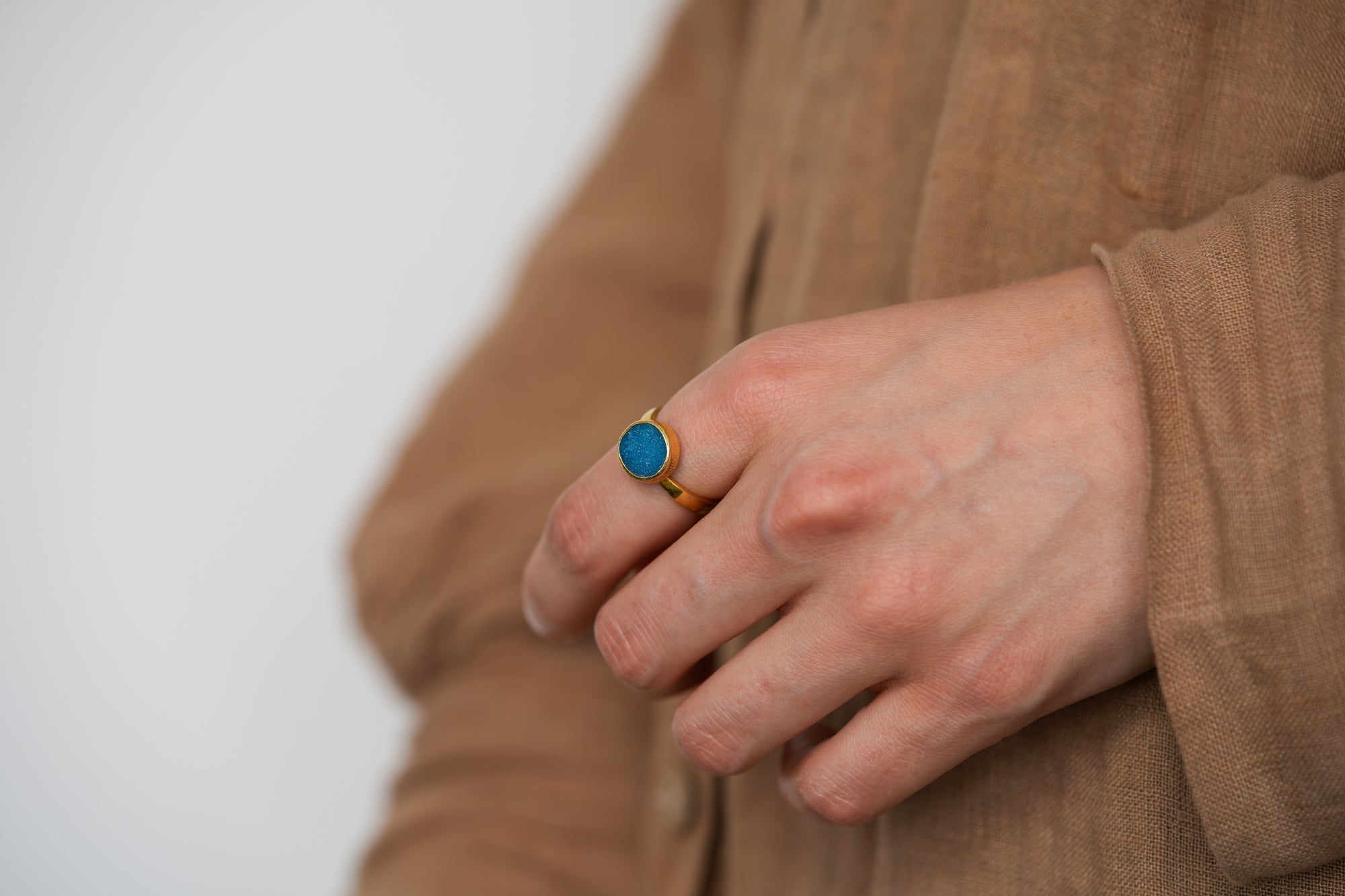 Ocean blue druzy quartz ring(Gold polished)