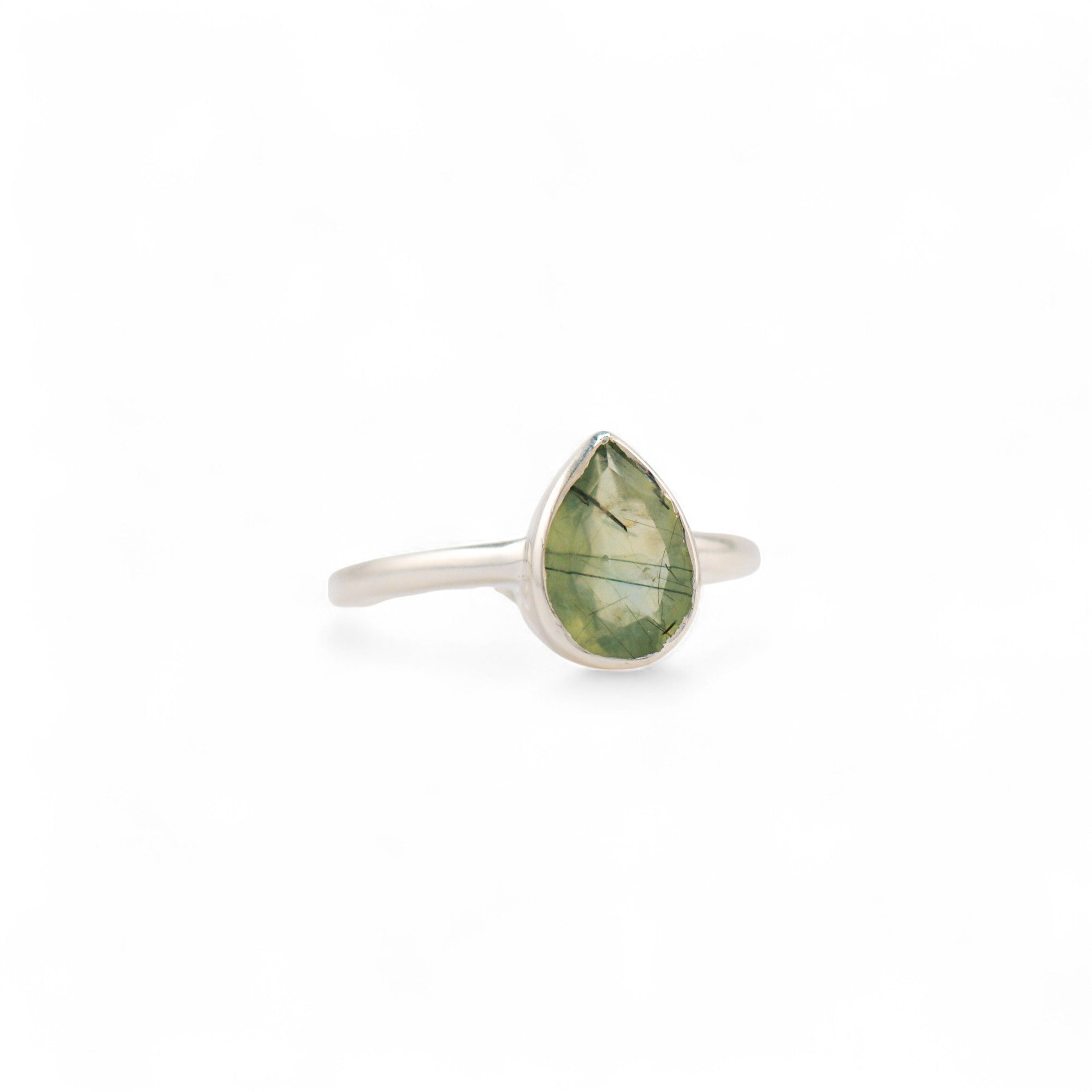 Venus teardrop prehnite ring