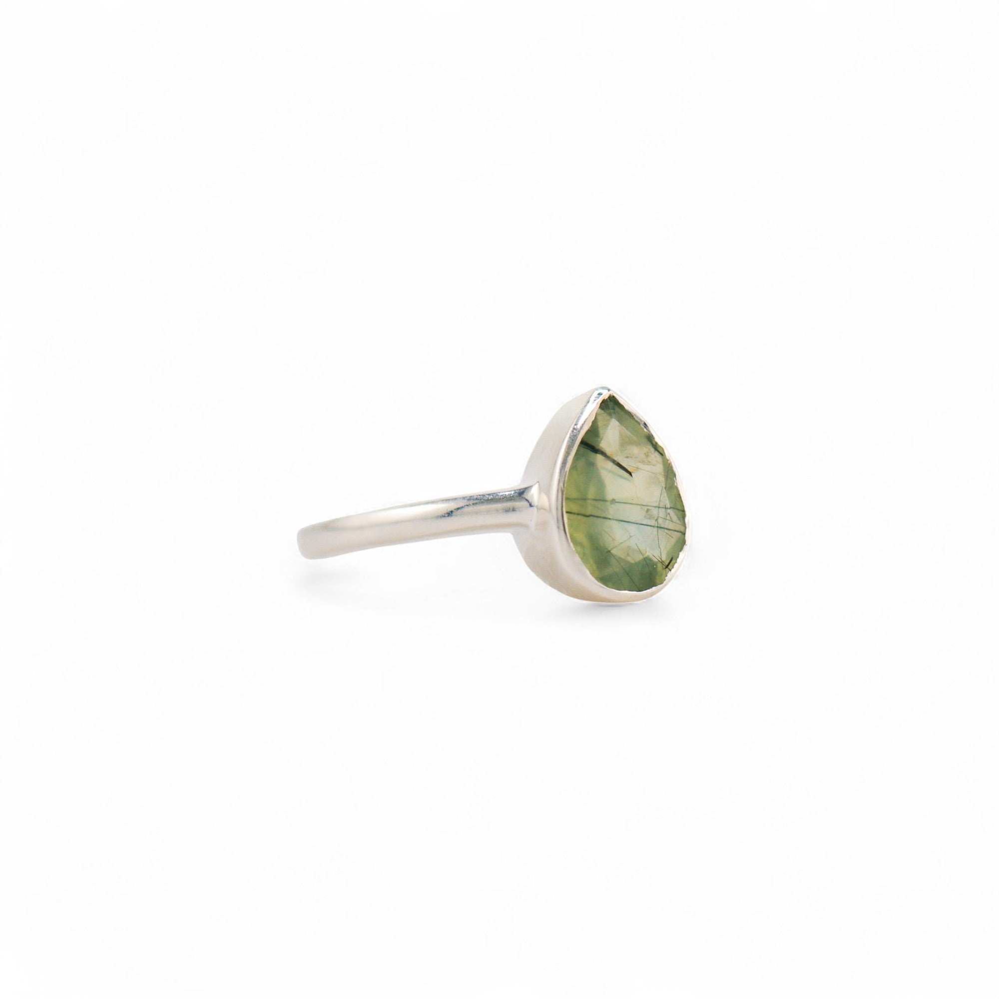 Venus teardrop prehnite ring