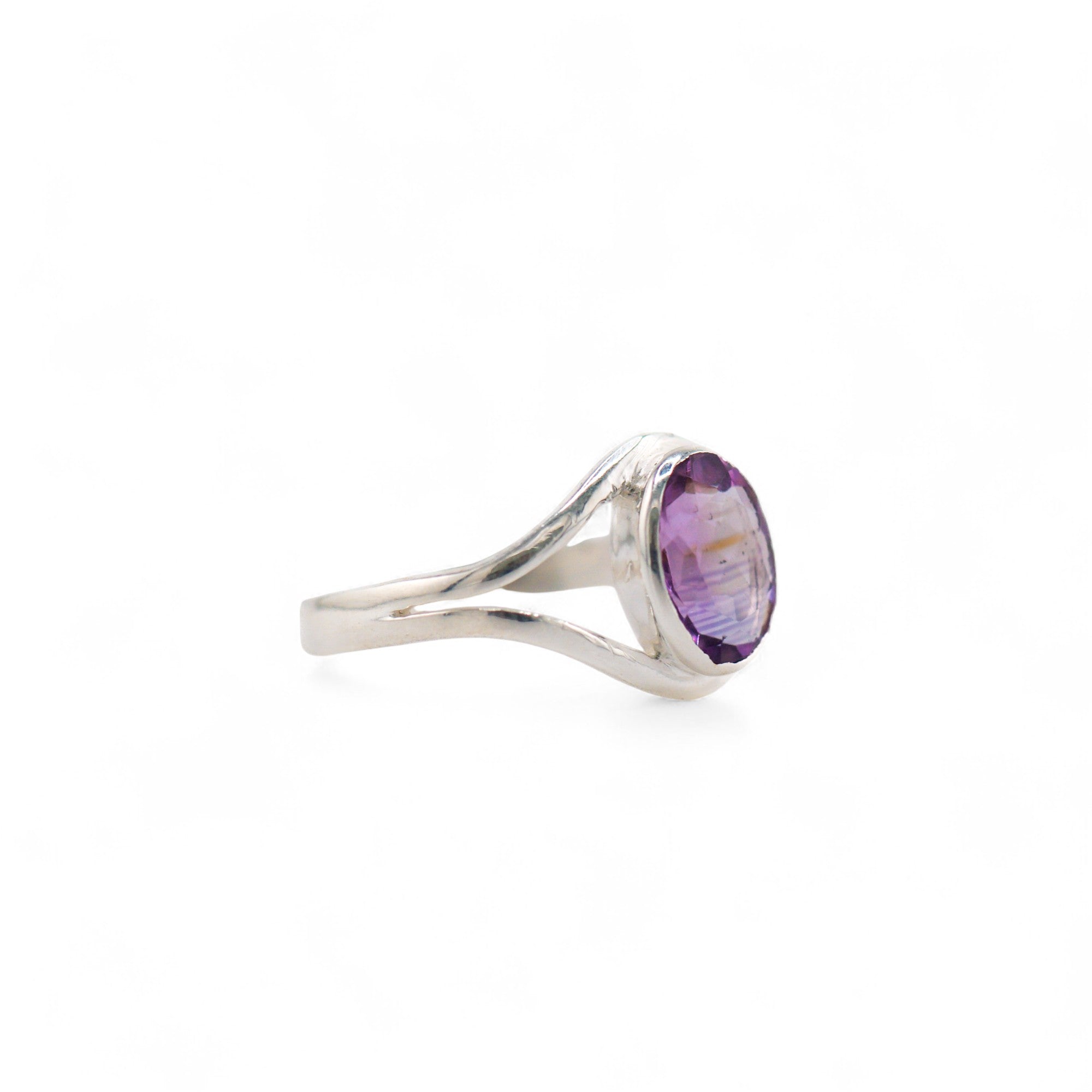 Amethyst charm ring