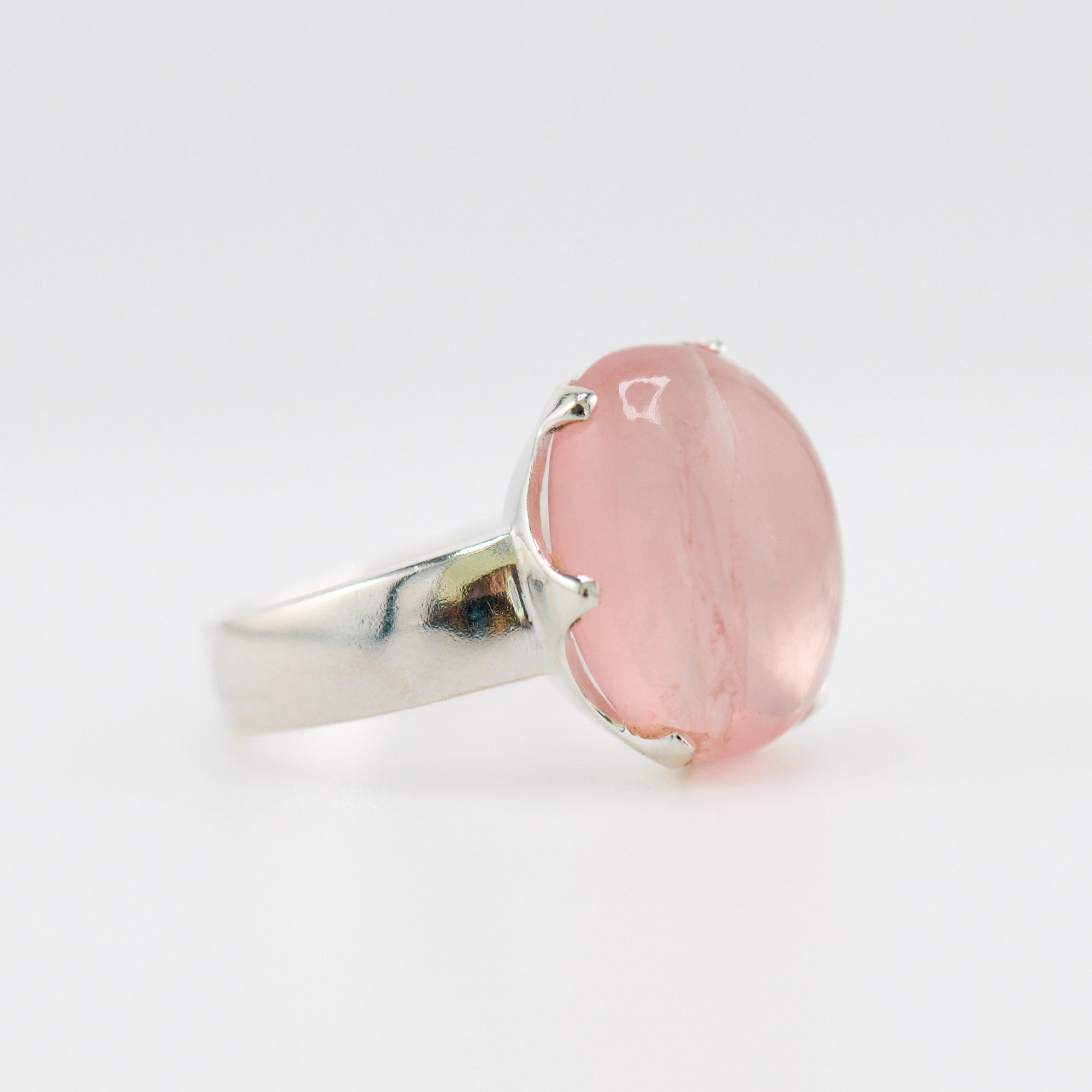 Rose quartz crown ring