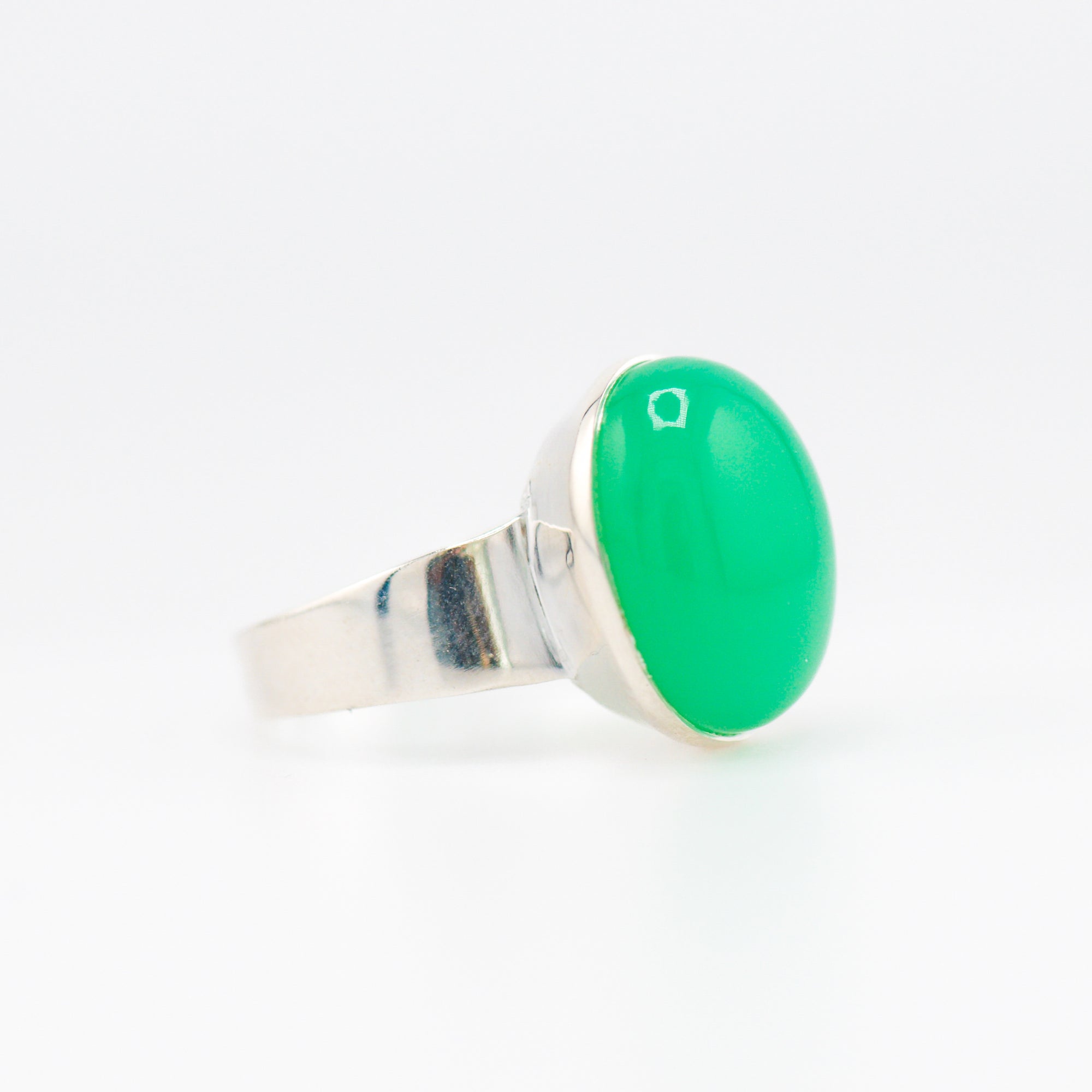 Nordic chrysoprase ring A+