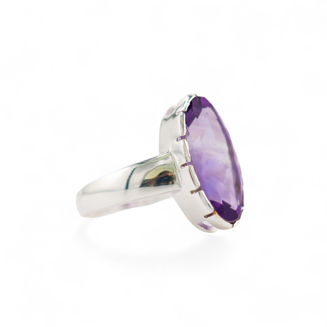 Selene amethyst ring