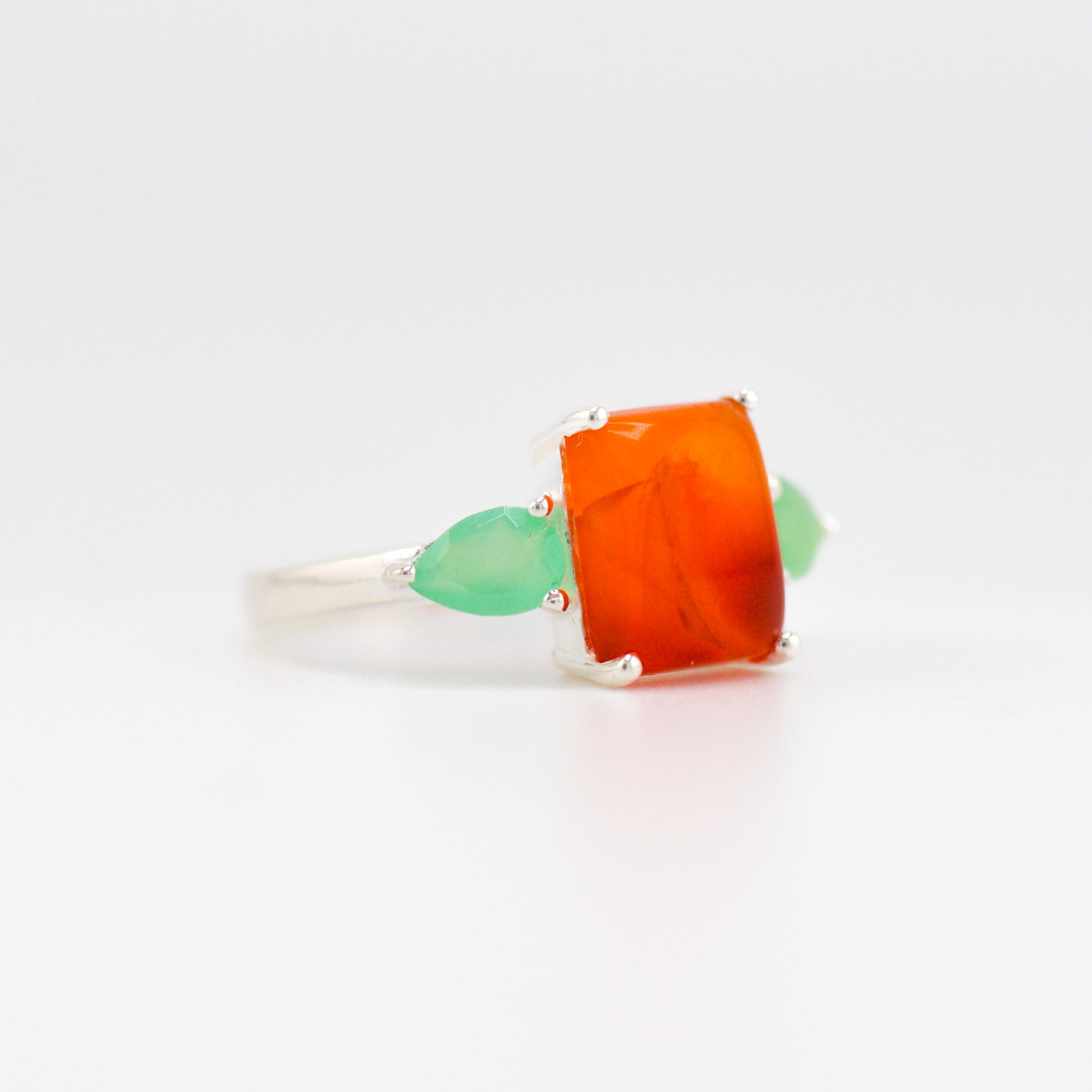 Gaia carnelian and chalcedony ring