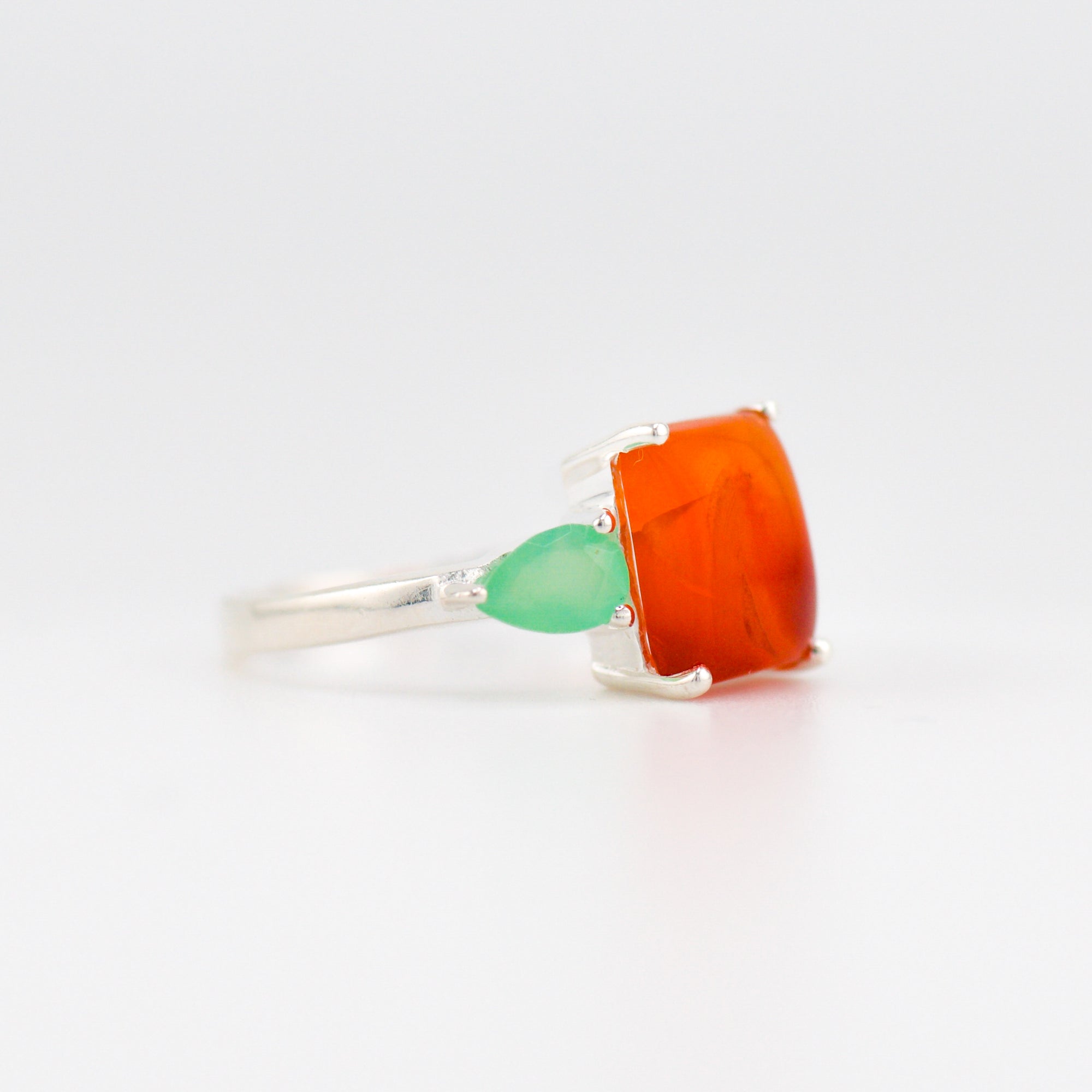 Gaia carnelian and chalcedony ring