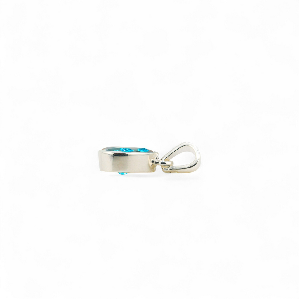 Venus blue topaz pendant