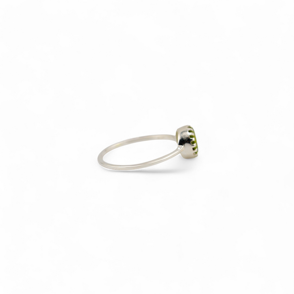 Saulora peridot ring