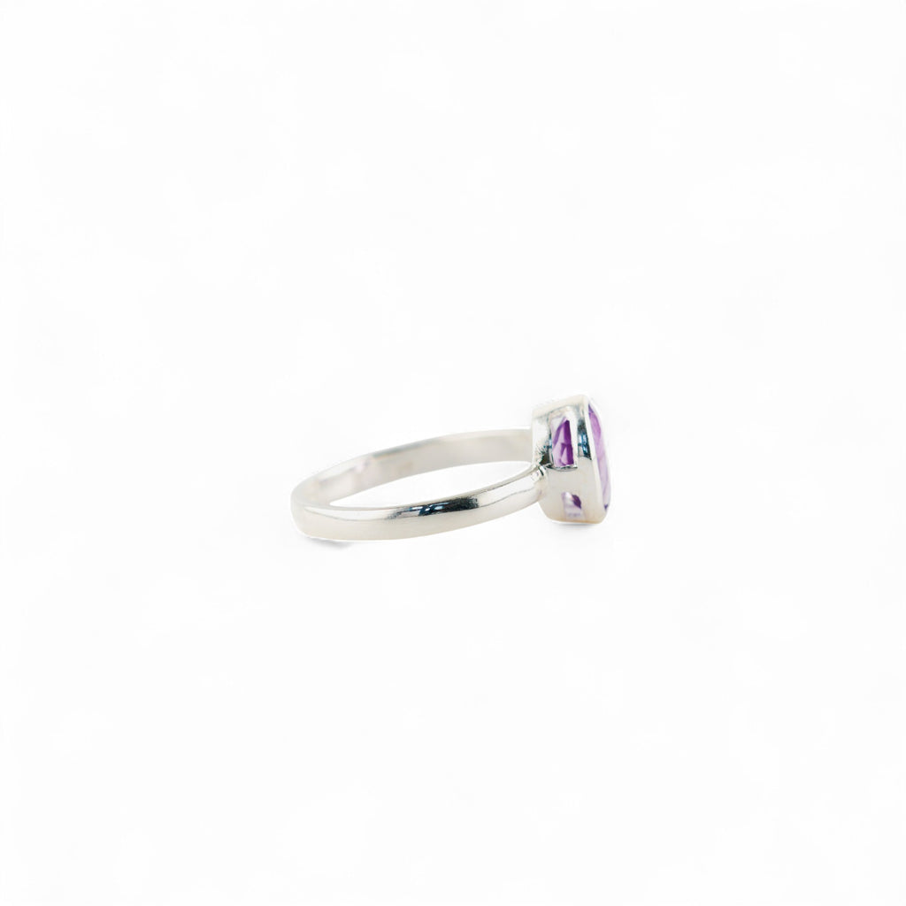 Amethyst charm ring