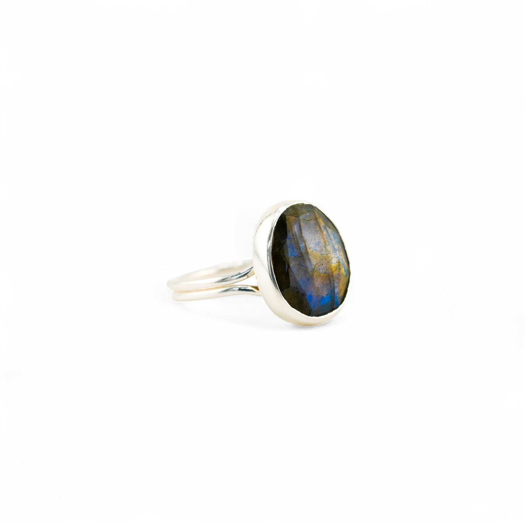 Harmonia labradorite ring