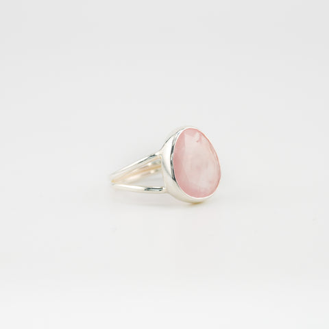 Harmonia rose quartz ring