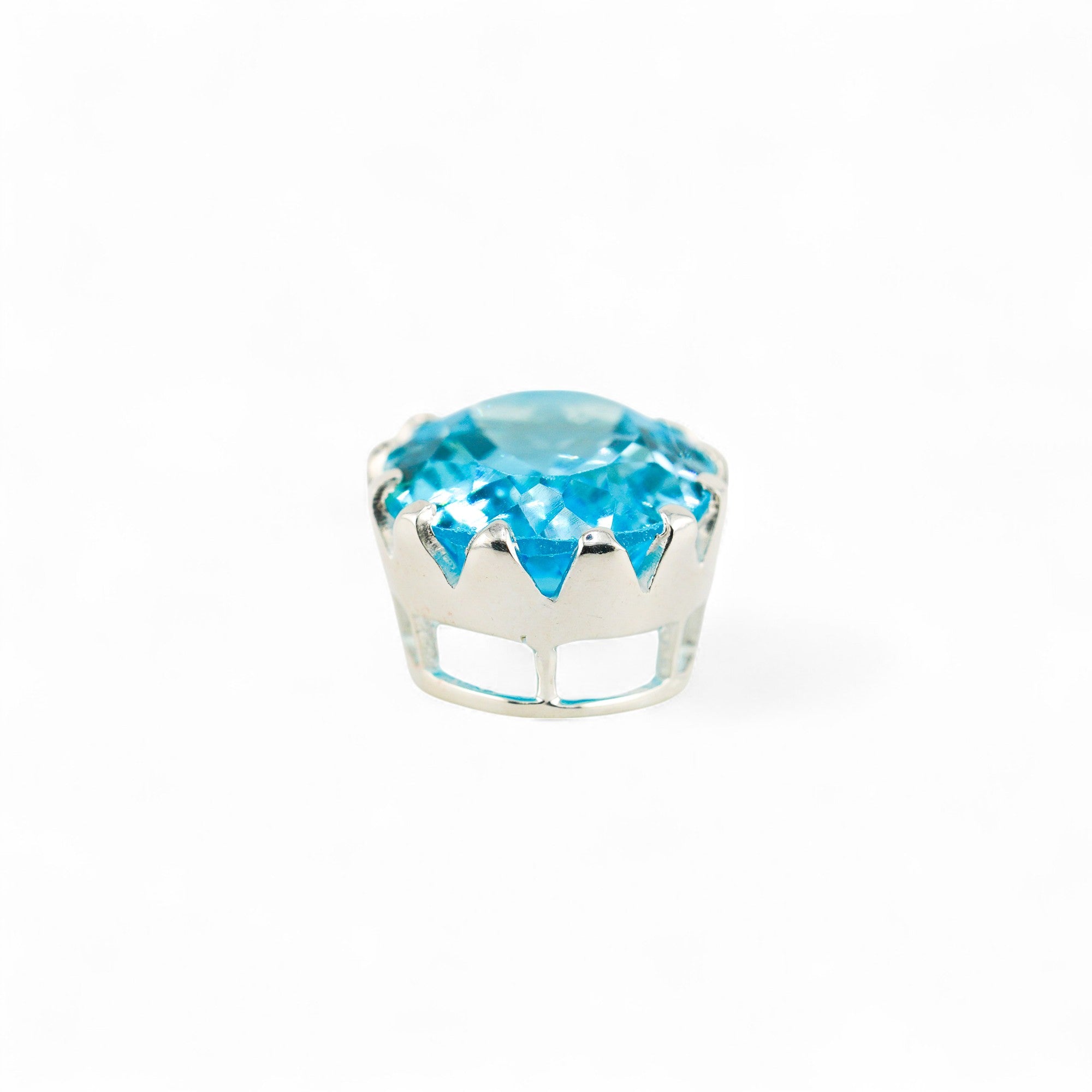 Topaz crown pendant