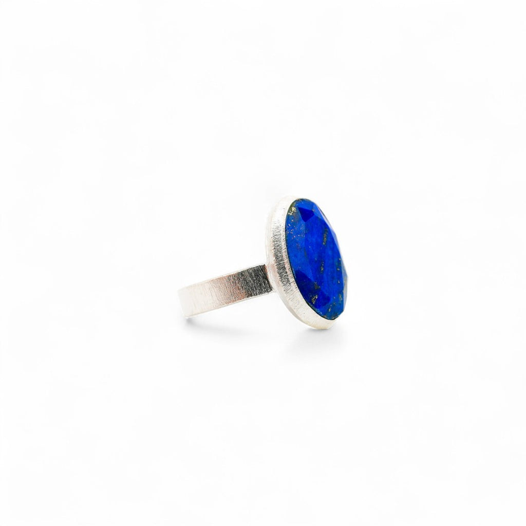 Eve lapis lazuli ring