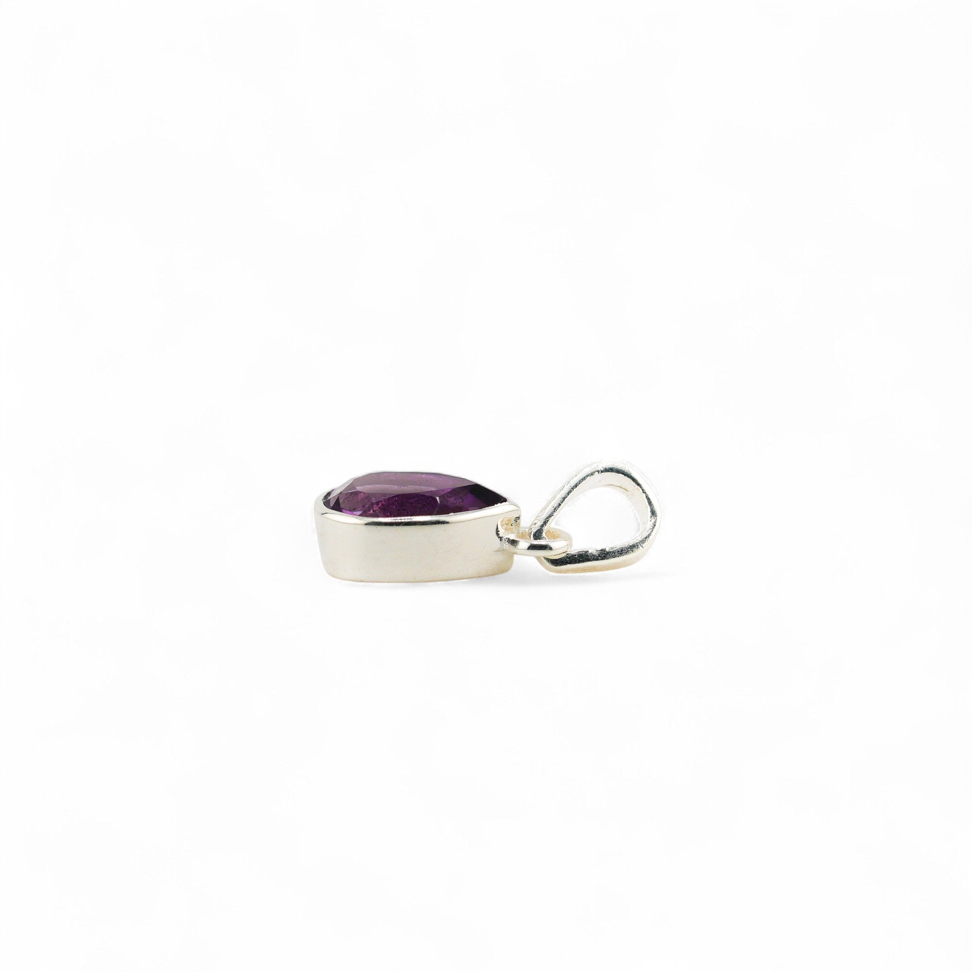 Venus amethyst pendant