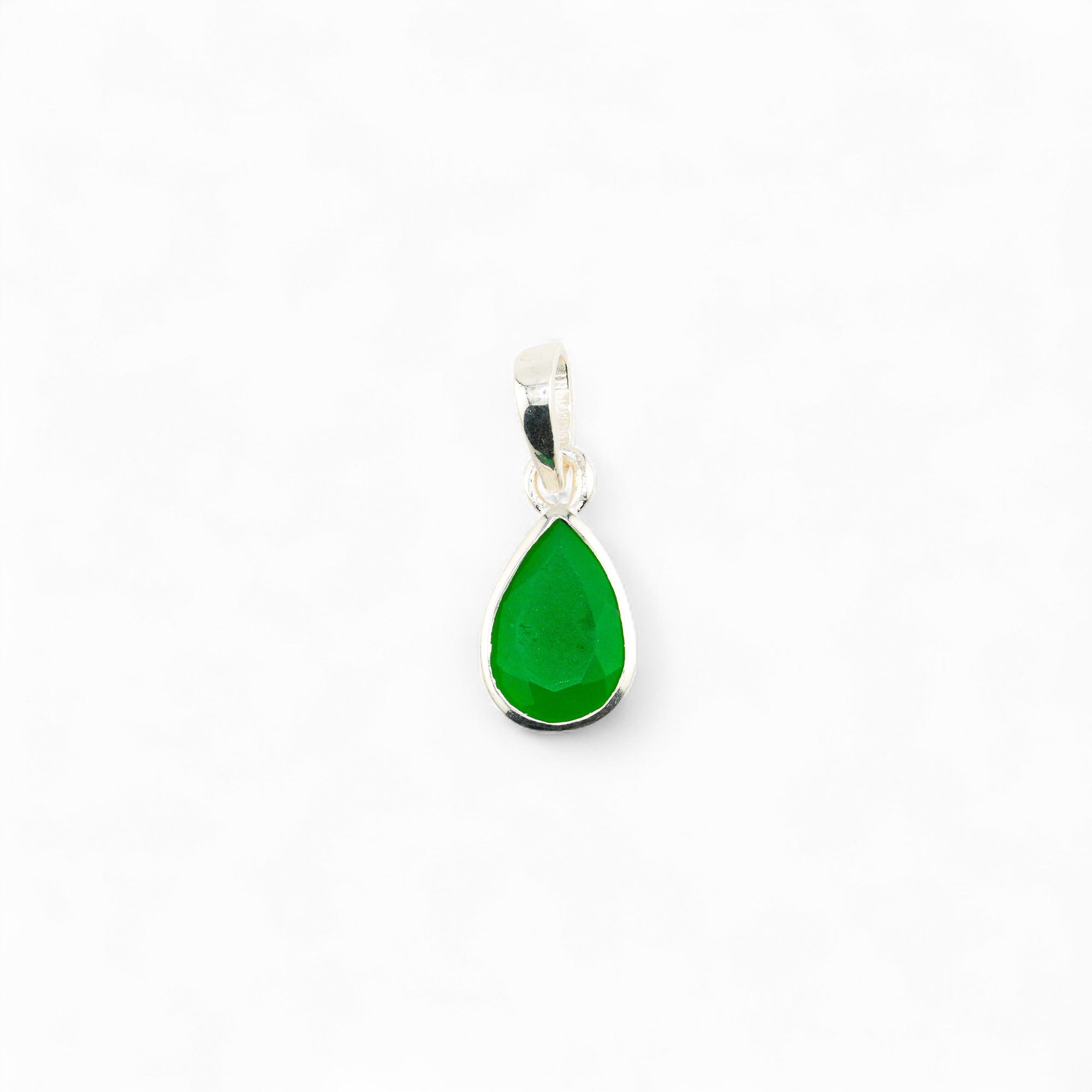 Venus chrysoprase pendant