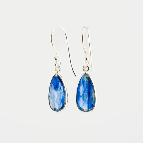 Kyanite short earrings