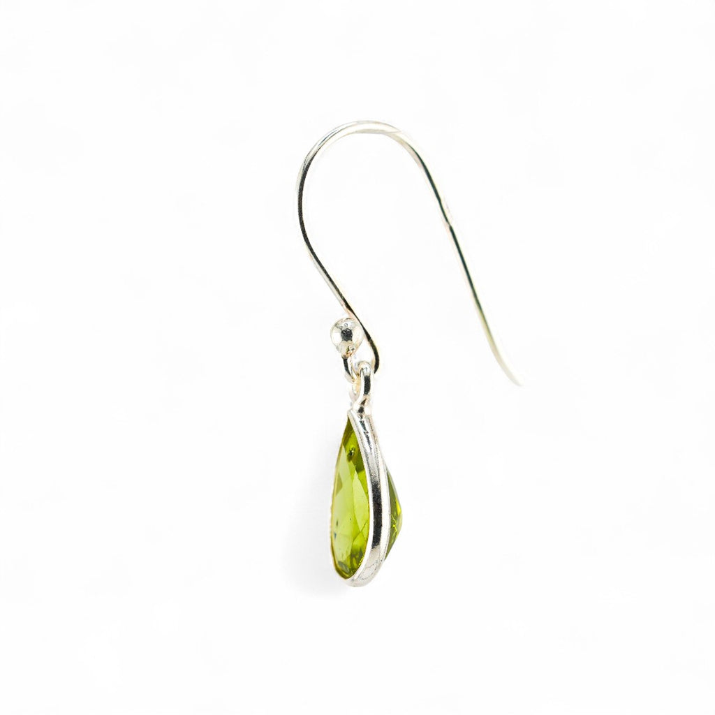 Teardrop peridot earrings