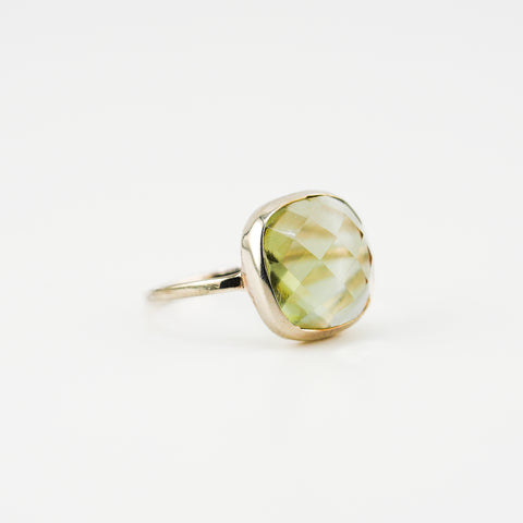 Green amethyst sugarloaf ring