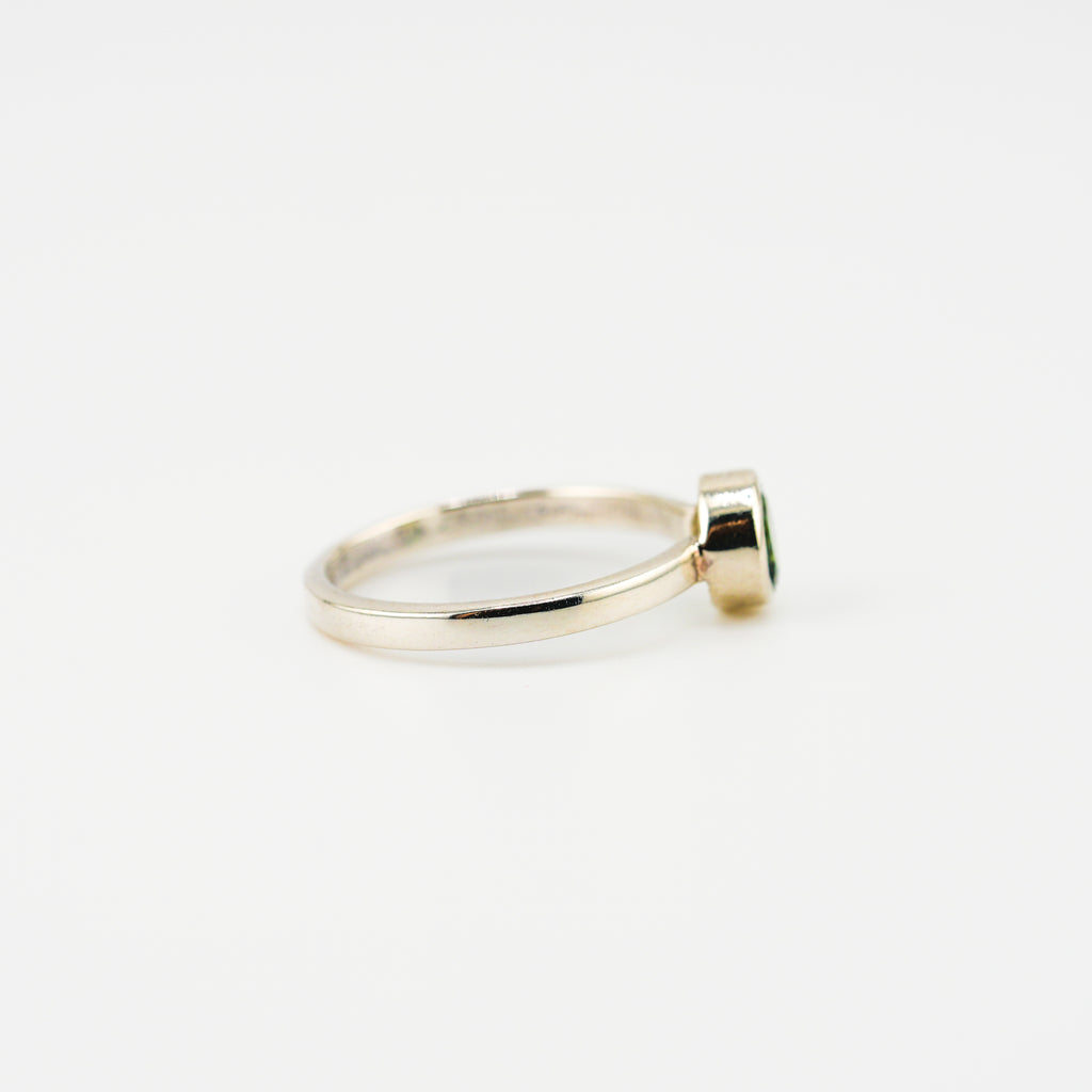 Jaipur intense green tourmaline ring