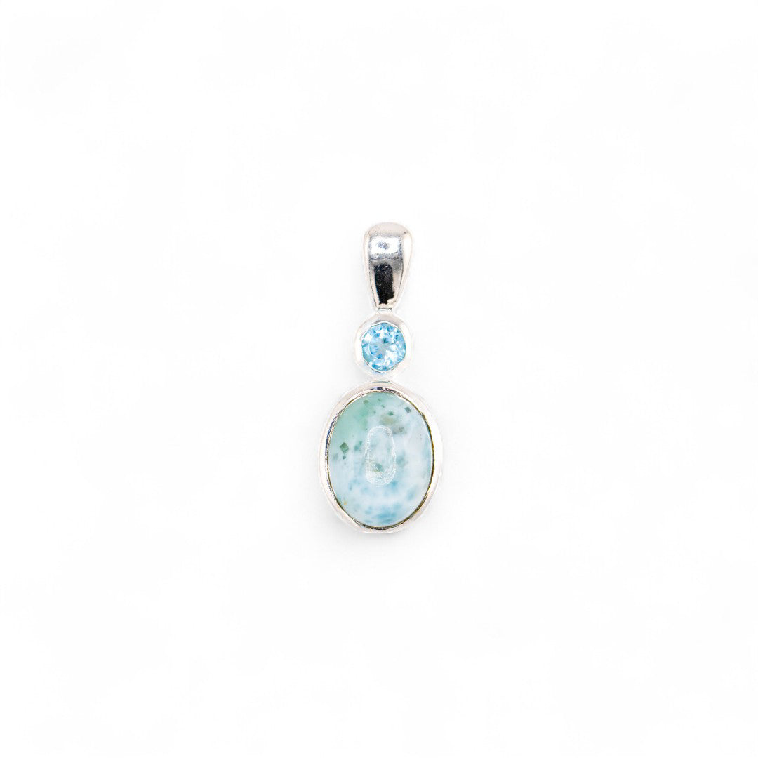Larmiar with blue topaz pendant