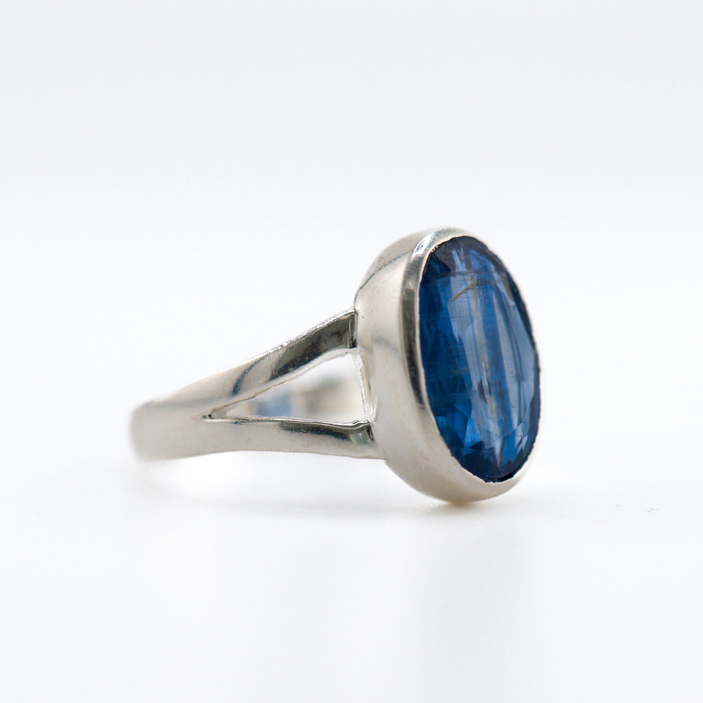 Kyanite Ring