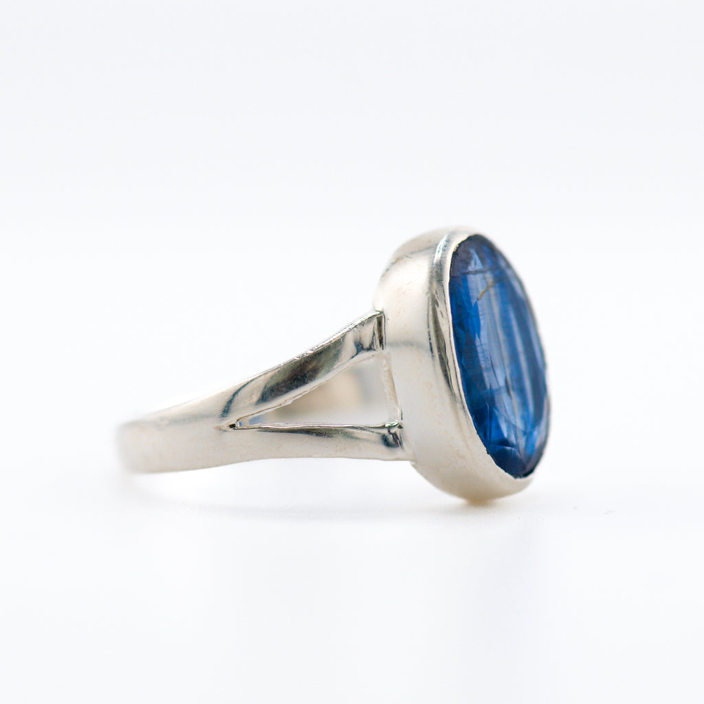 Kyanite Ring
