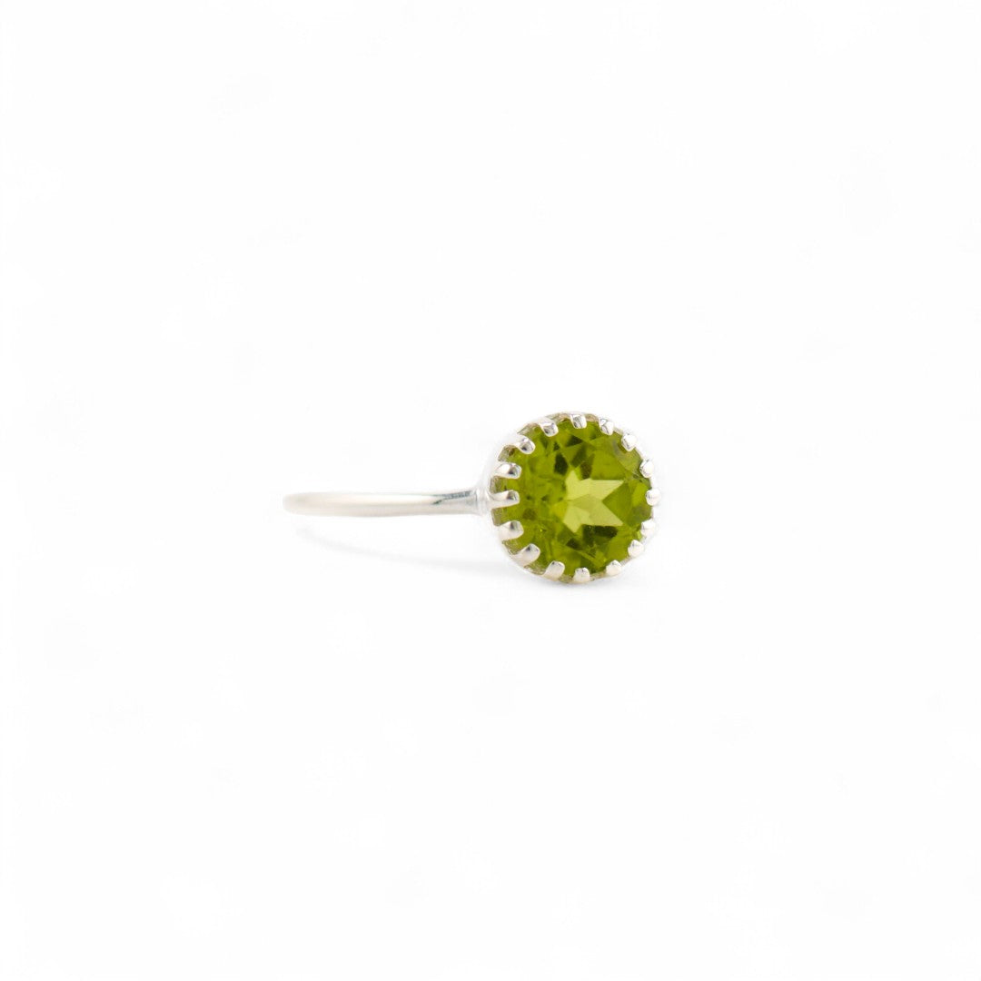 Saulora peridot ring