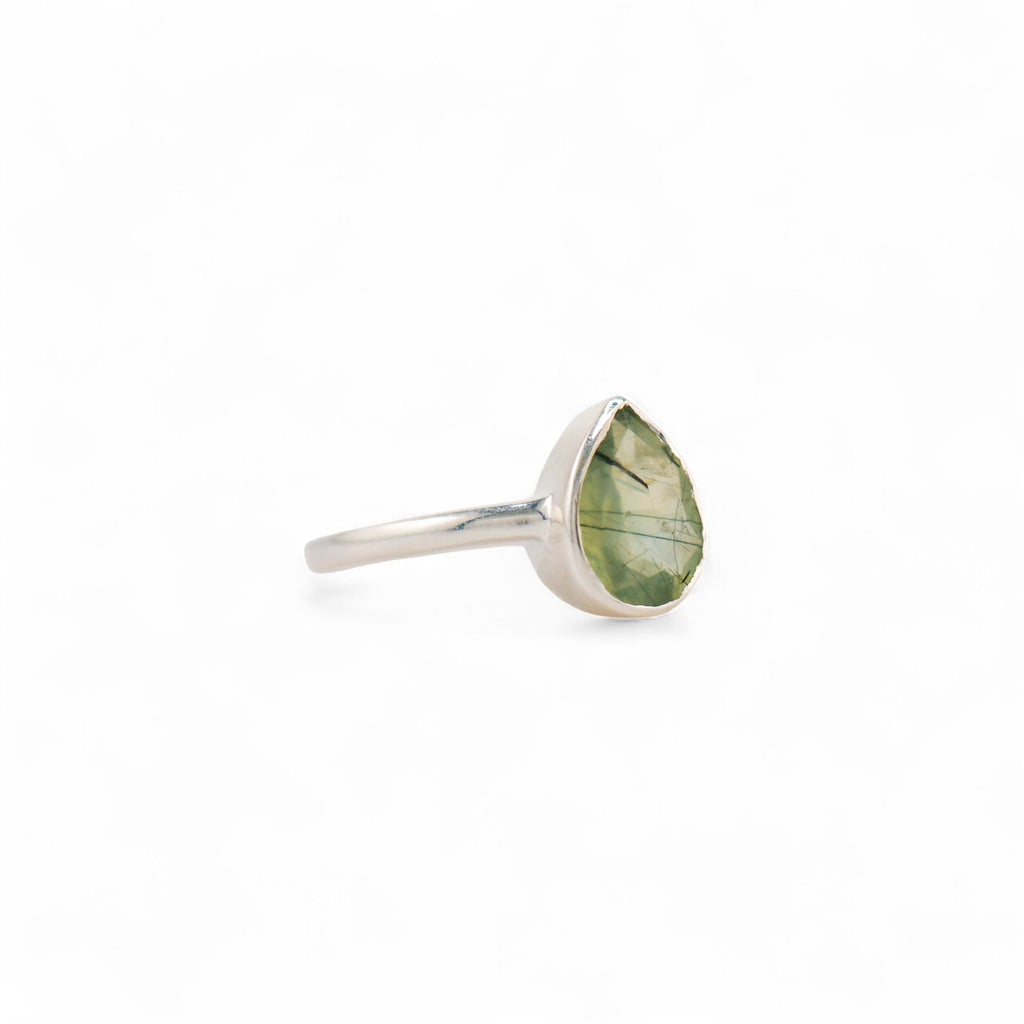 Venus teardrop prehnite ring