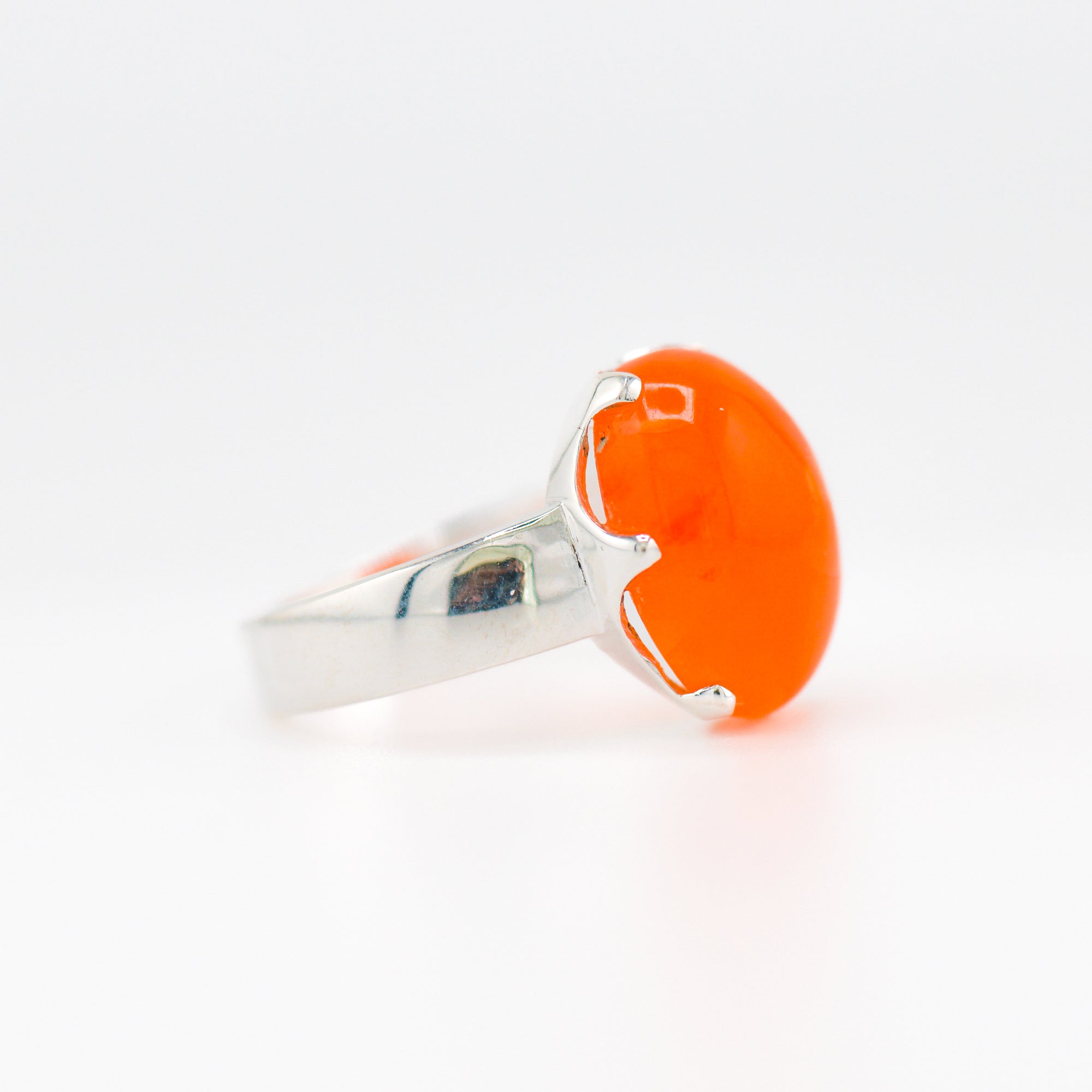 Carnelian crown ring