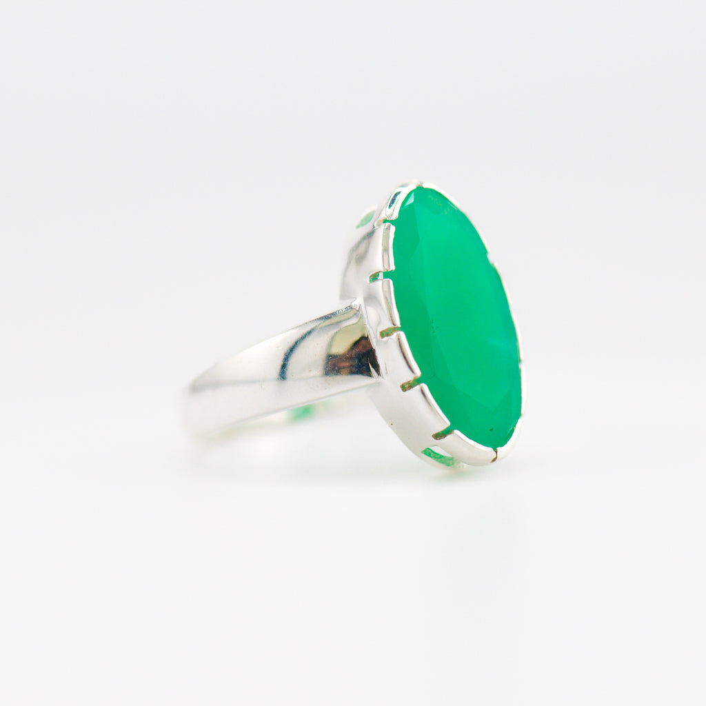 Selene chrysoprase ring