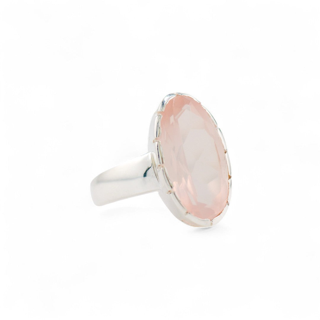 Selene rose quartz ring