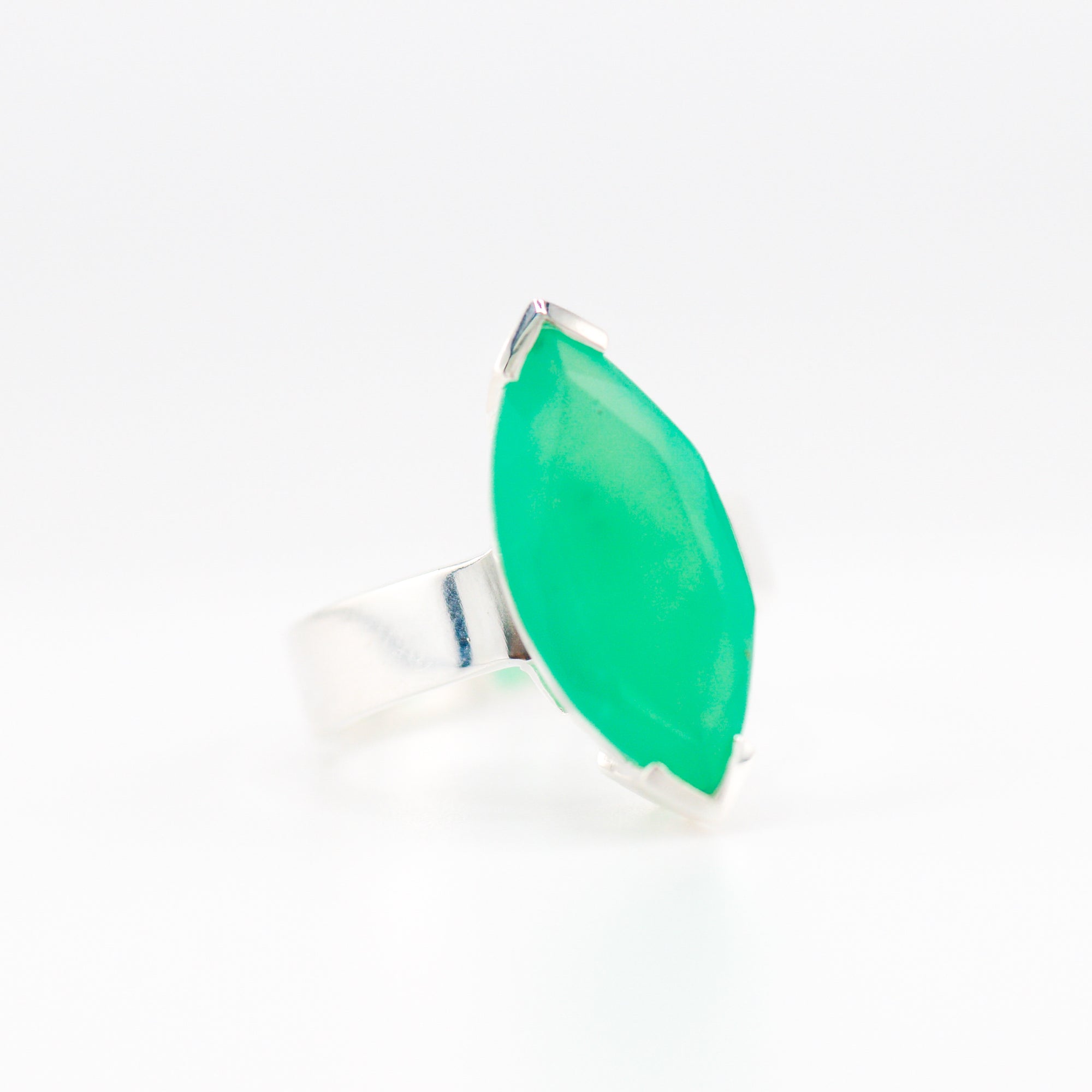 Marquise chrysoprase ring