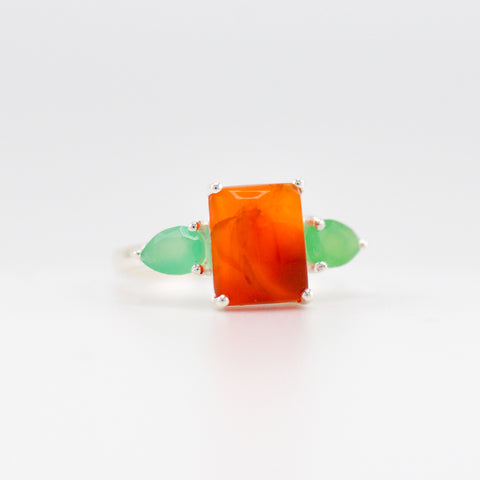 Gaia carnelian and chalcedony ring