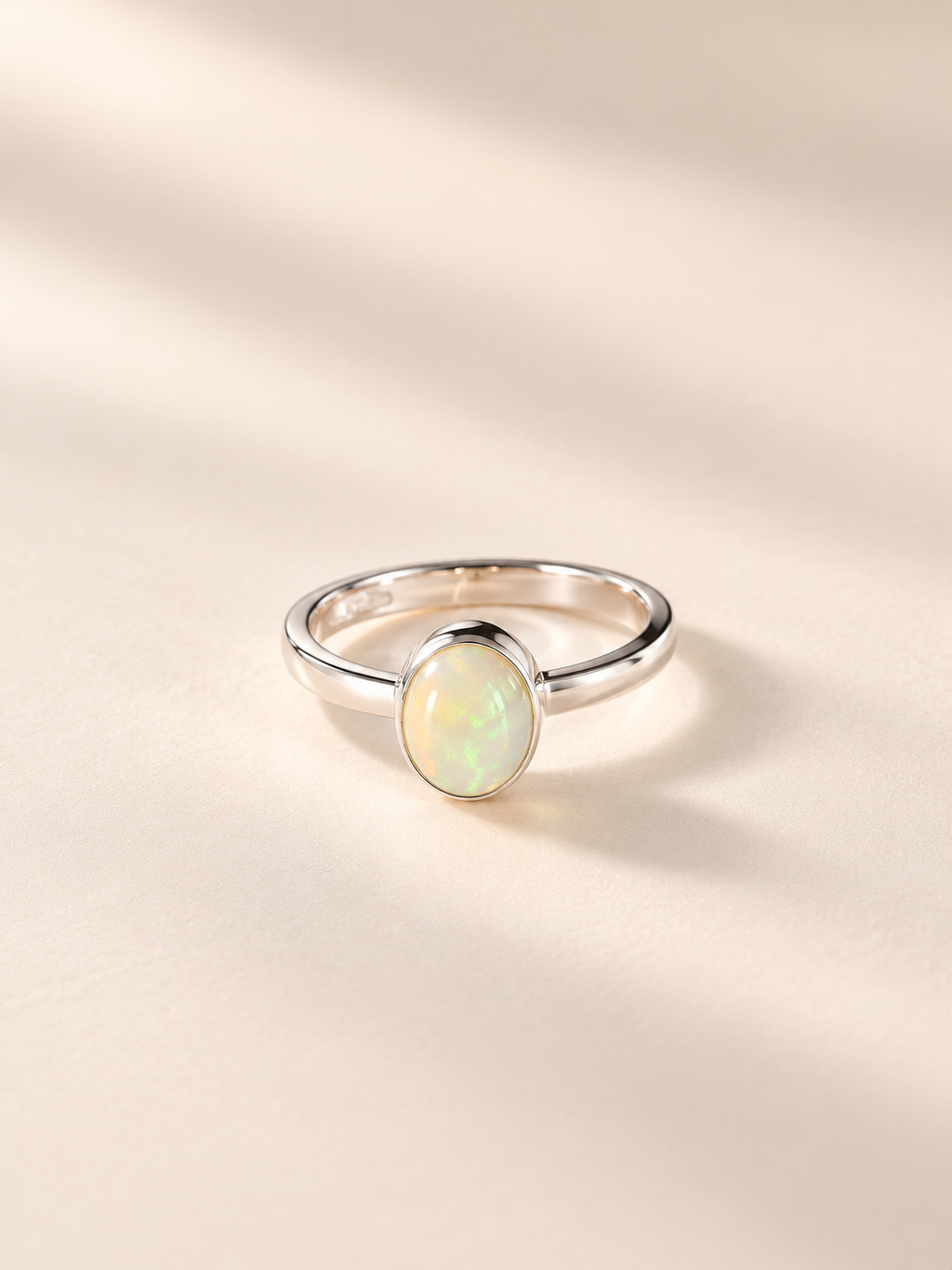 Opal luna ring