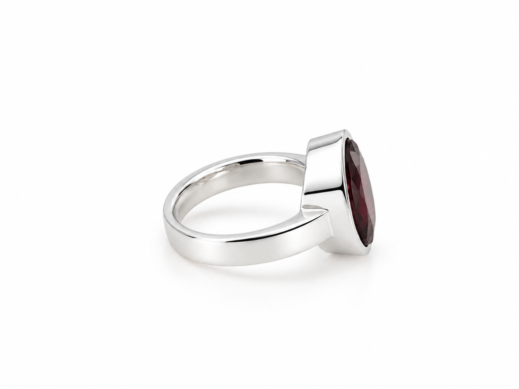 Crimson garnet ring