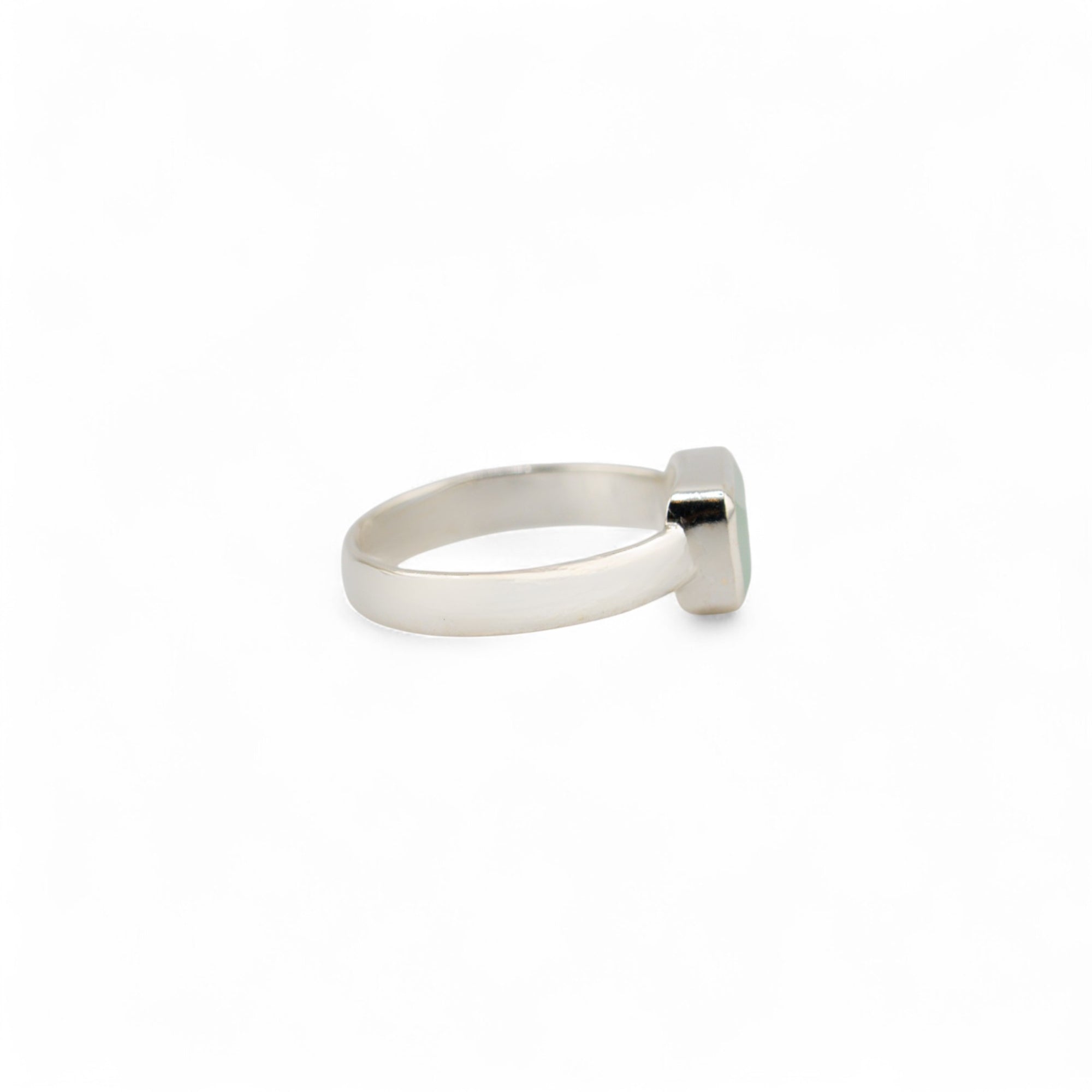 Cuboid aquamarine ring