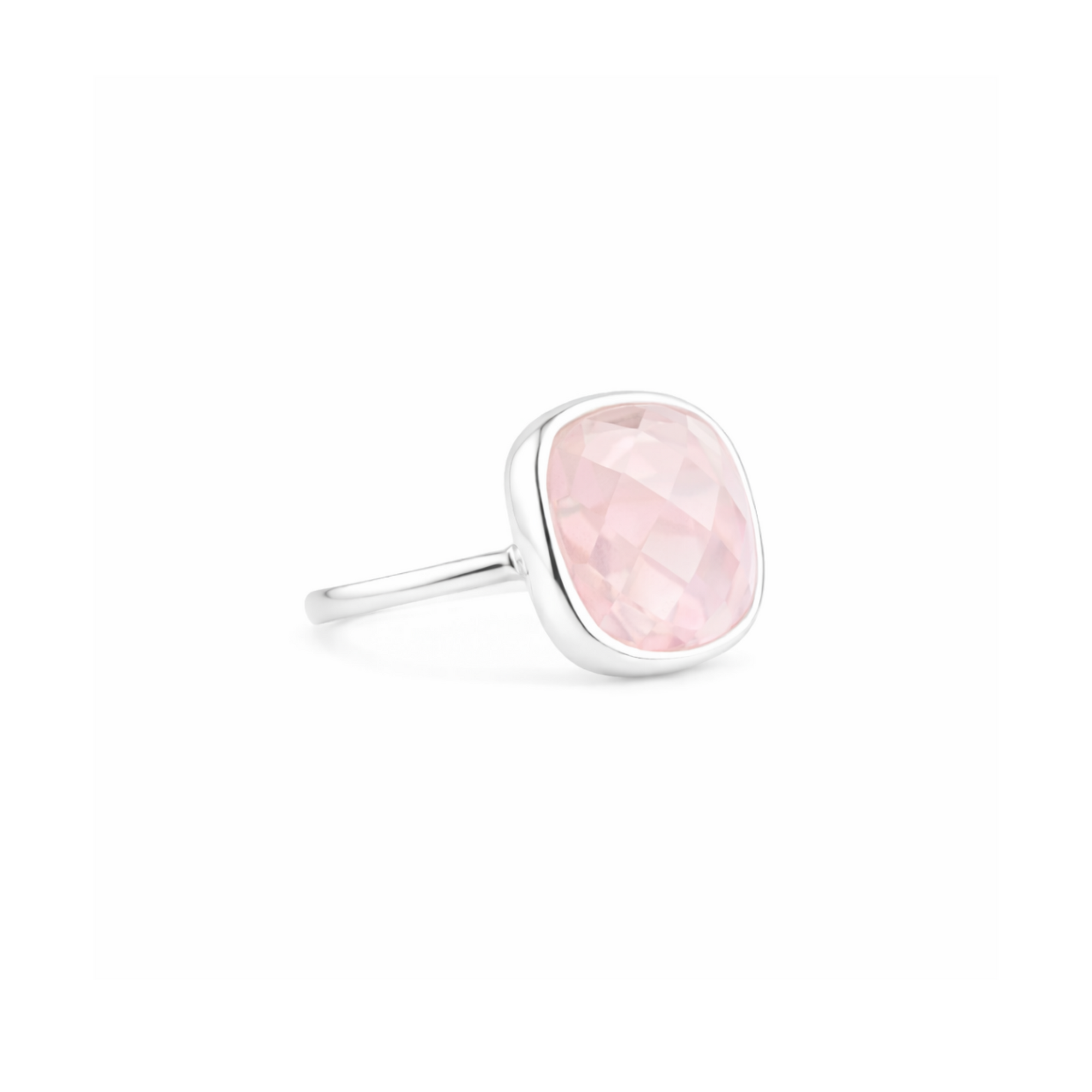 Rose quartz sugarloaf ring