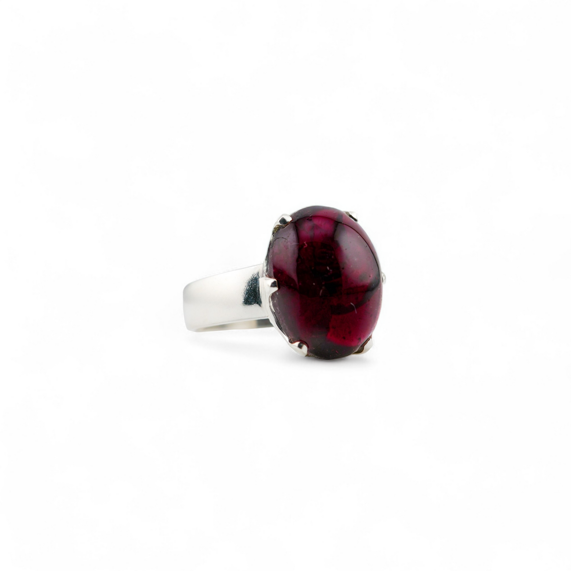 Garnet crown ring