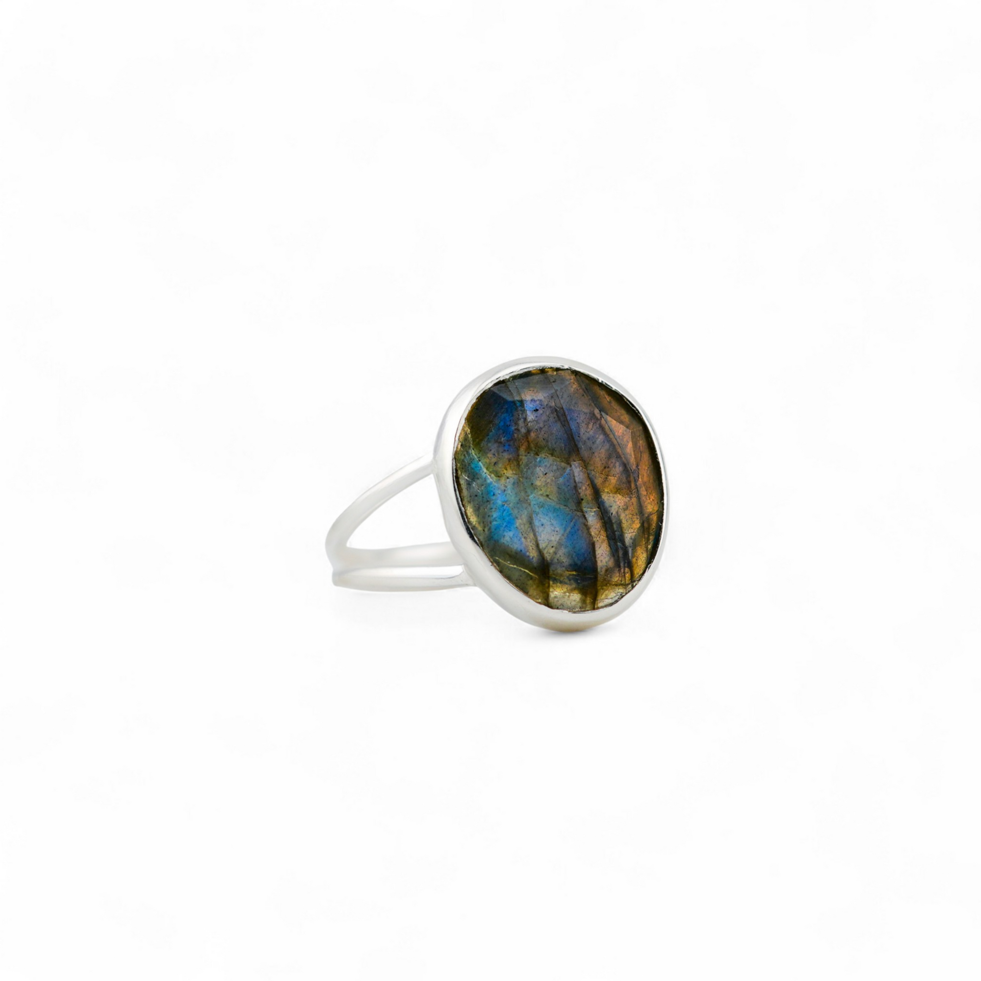 Harmonia labradorite ring