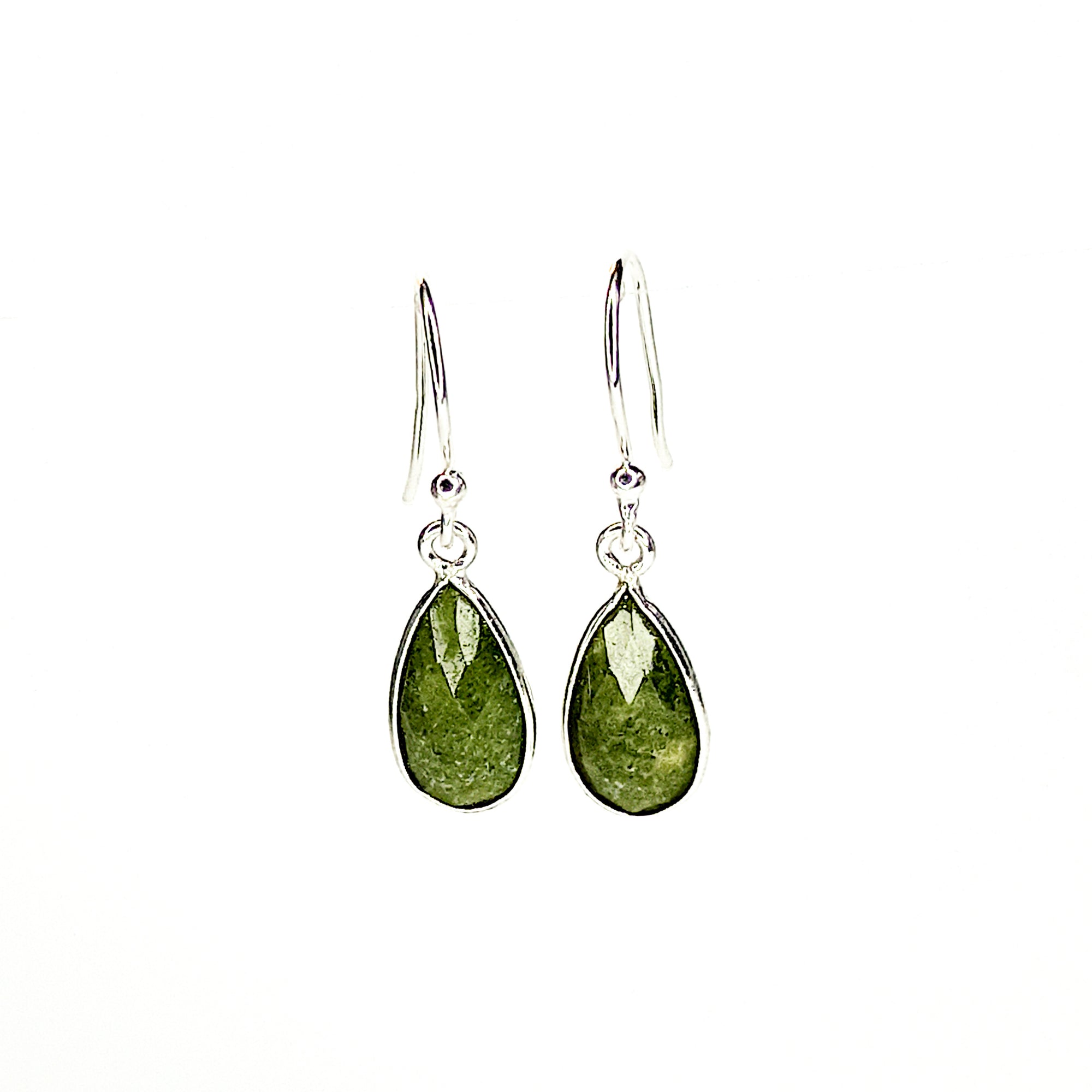 Vesuvianite short earrings